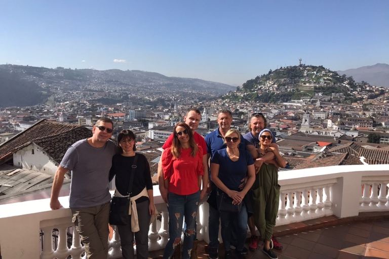 Quito: visite de la vieille ville et du milieu du monde.