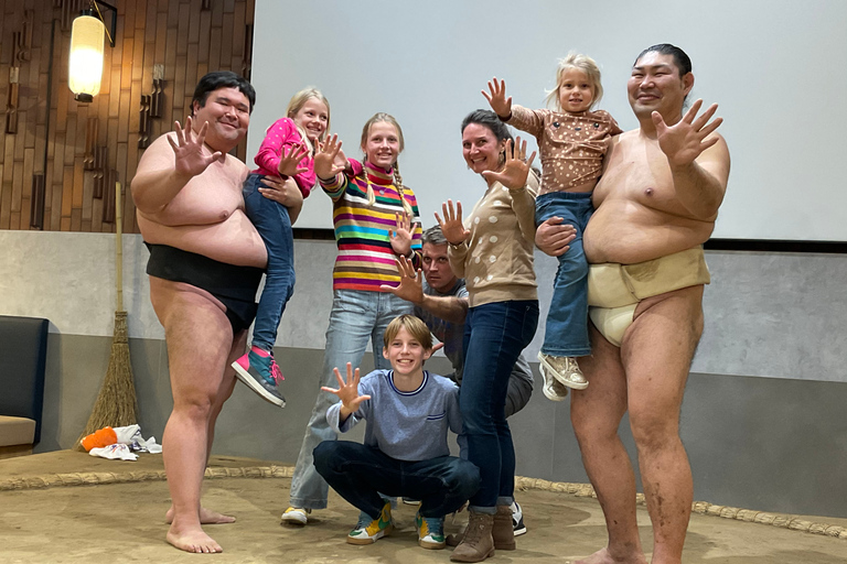 Tokio: Sumo ervaring en Chanko Nabe lunchYokozuna