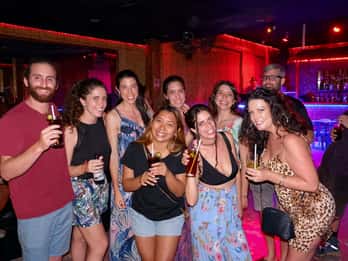 Ilha de Panglao Bohol: Pub Crawl de Alona Beach com bebidas