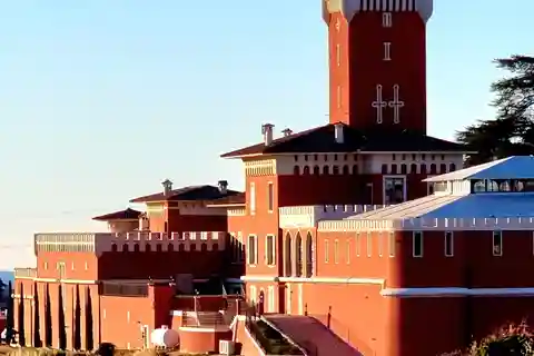 Da Nizza: Escursione privata con degustazione di vini di Bellet