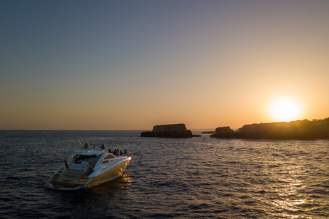 Algarve : location de yacht privéCroisière après-midi 3h