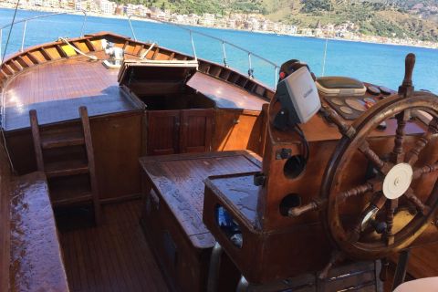 Messina: Excursión en barco a Taormina y Giardini Naxos con bebida