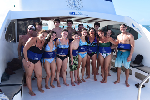 Punta Cana: Private VIP Catamaran Party Cruise and Snorkel