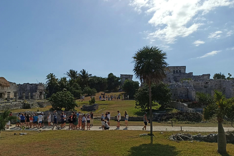 Tulum y Cobá: tour arqueológico de 1 día con almuerzo