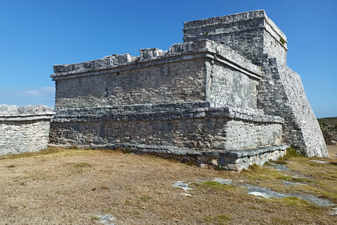 Tulum and Coba: Full-Day Archeological Tour with Lunch