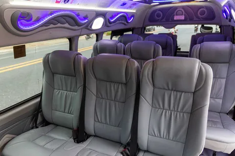Khao Lak/Bang Sak: 1-Way Private Transfer to Phuket Airport