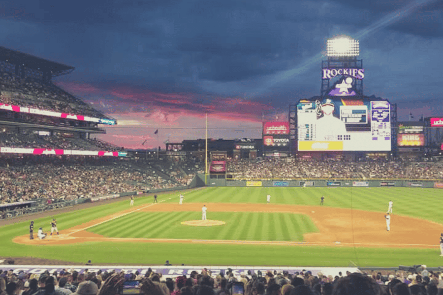 Denver: Colorado Rockies Baseball Spiel Ticket im Coors Field. Foto: GetYourGuide
