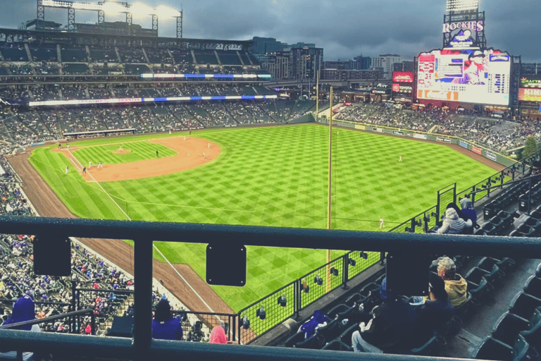 Denver: Colorado Rockies Baseball Game Ticket på Coors FieldPremium-sittplatser