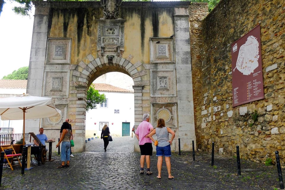 Lisbona Tour Guidato Del Castello Di San Giorgio Con Biglietto D