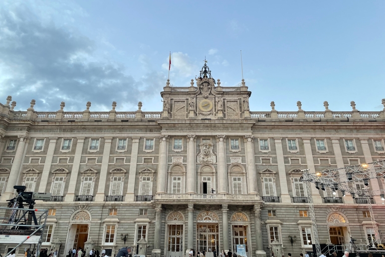 Madrid: Guided Tour of Prado Museum and Royal Palace Essential Madrid at afternoon in English