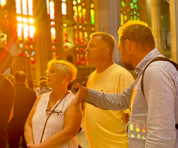 Barcelona: Gothic Quarter, Sagrada Familia & Park Güell Tour