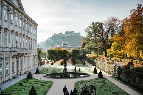 Salzburg: 2-Hour Guided Walking Tour with a Photographer