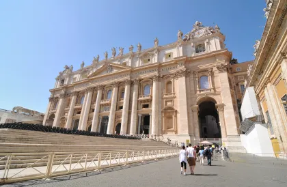 Vatikan: Offizielle Führung durch den Petersdom