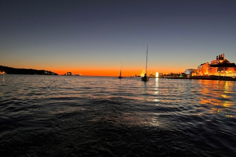 Small Group Sailboat Sunset Tour in Lisbon with a Drink