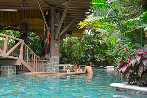 Costa Rica: pass giornaliero per le sorgenti termali di Baldi con pasti facoltativiPass giornaliero Baldi Hot Springs con cena