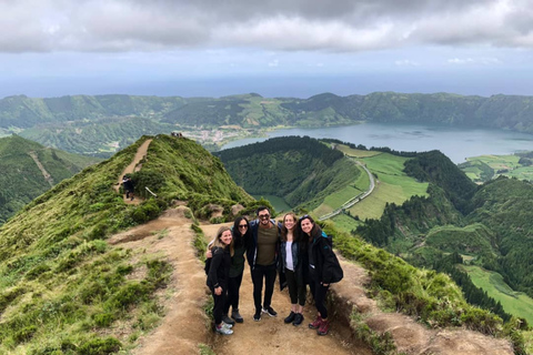 Desde Ponta Delgada: Tour guiado Sete CidadesDesde Ponta Delgada: Visita Guiada Sete Cidades