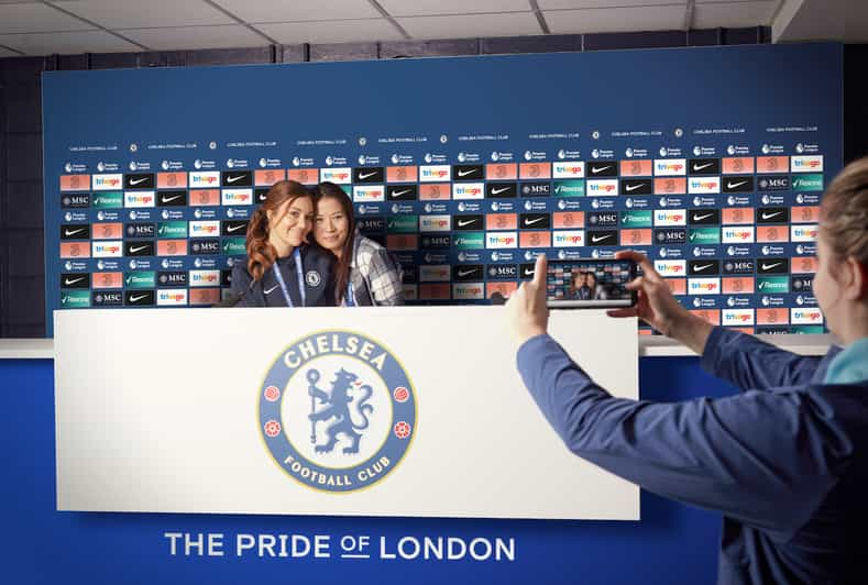 The pride of London. : r/chelseafc