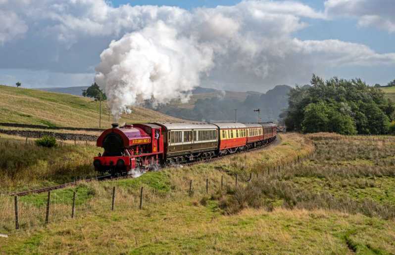 Skipton: viaggio panoramico in treno a vapore dello Yorkshire di andata e ritorno