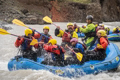 Varmahlio: Guided Family Rafting Trip