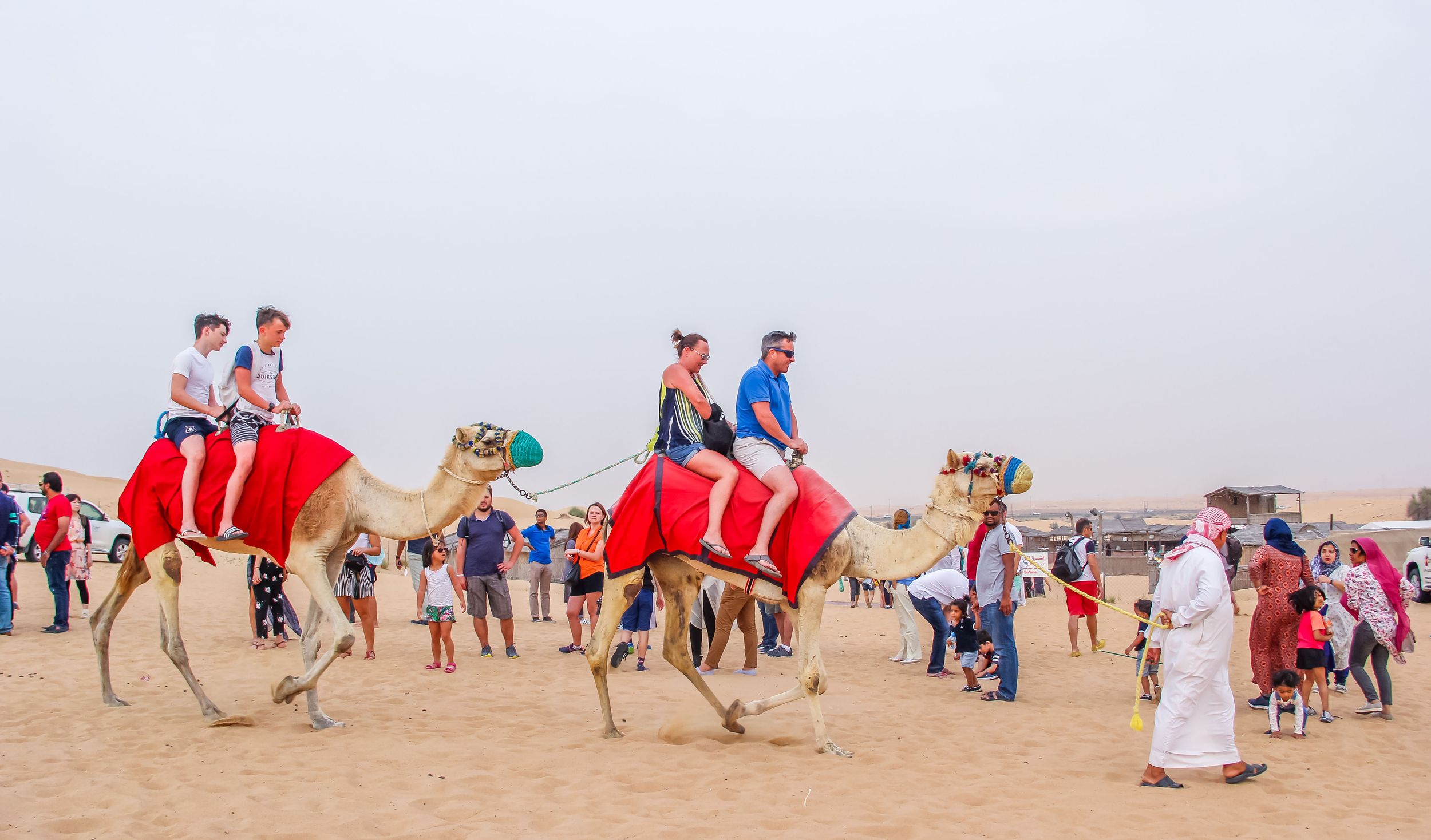 Dubai Sonnenaufgang Wüste Kameltrek mit Frühstück
