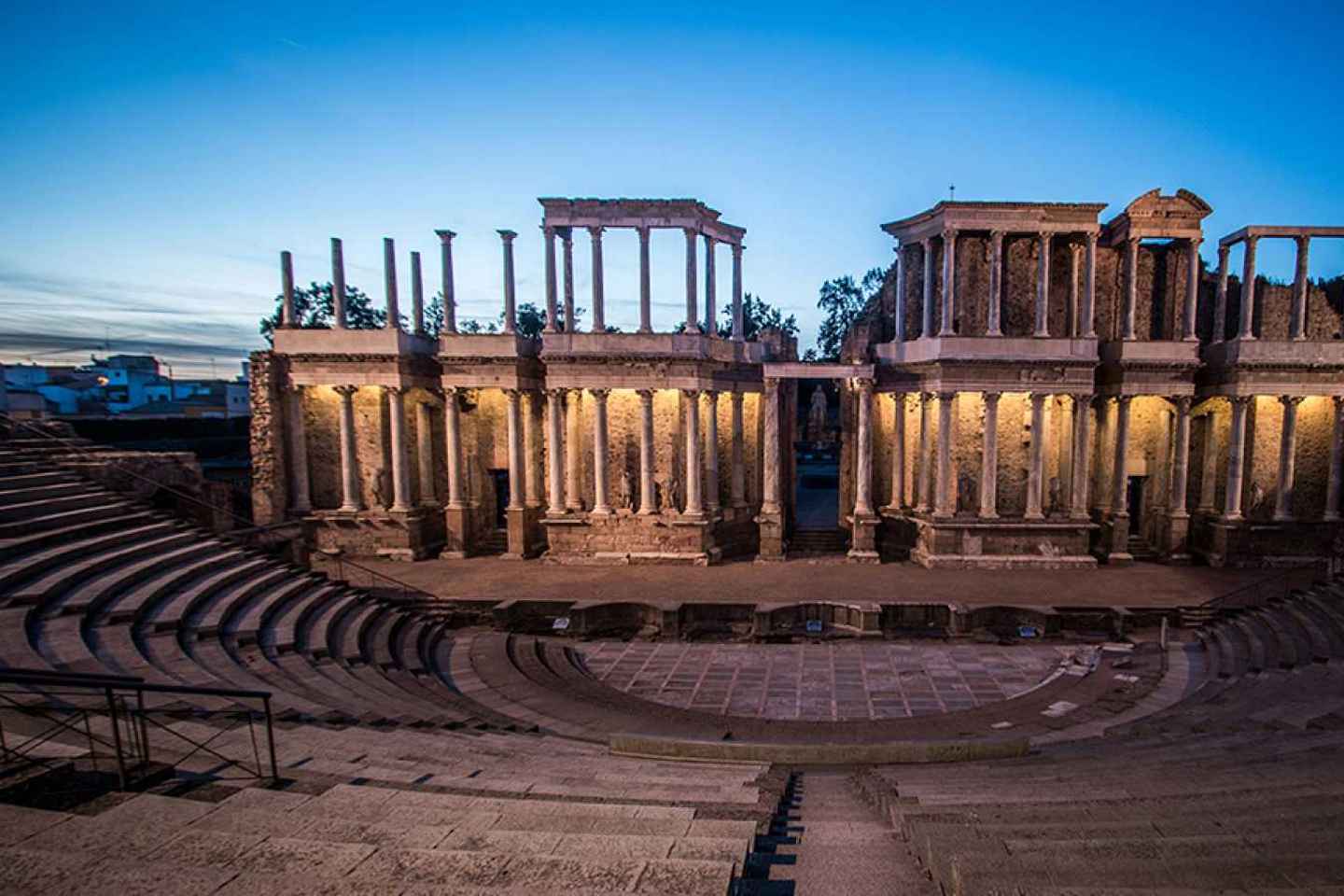 Merida: Roman Theater and Amphitheater Guided Tour