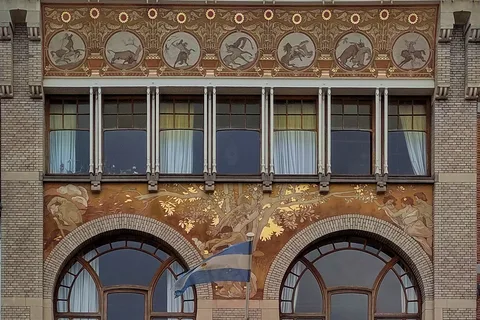 Brussels: Fall and Rise of Art-Nouveau Guided Tour