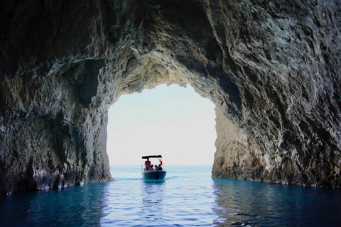 Zakynthos Kreuzfahrt bei Sonnenuntergang nach Myzithres mit Wein