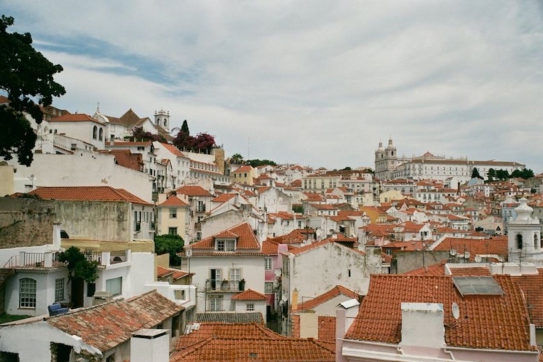 Lizbona: Prywatna wycieczka kulinarna i winna Tuk-TukLizbona Flavours Tuk-Tuk Tour