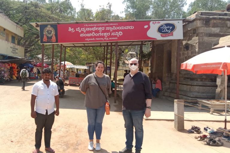 De Bangalore: viagem de um dia a Somnathpur e Talakadu com almoço