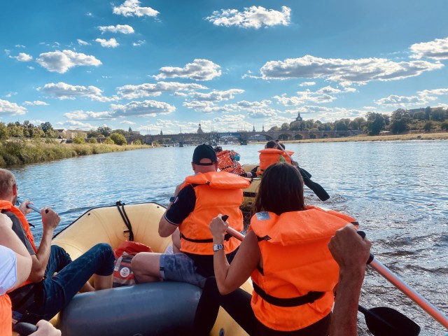 Visit Dresden Boattour Dresden to Radebeul - with inflatable boat in Dresden