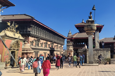 Kathmandu: Tour guidato di un giorno dei siti patrimonio dell&#039;umanitàKathmandu: tour guidato di un&#039;intera giornata dei siti del patrimonio mondiale