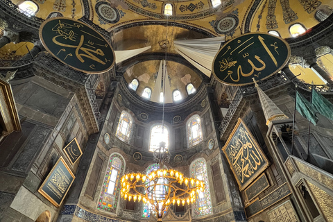 Istanbul: City Highlights Group Tour with Hagia Sophia Entry