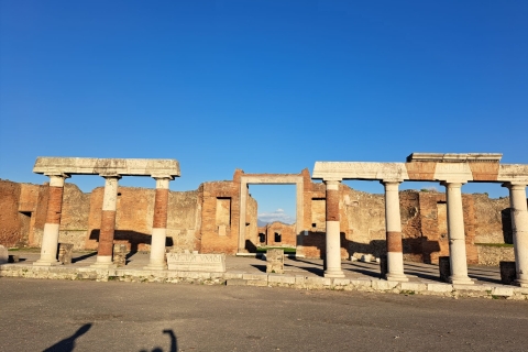 Pompéi : cours de cuisine et visite guidée avec un archéologue