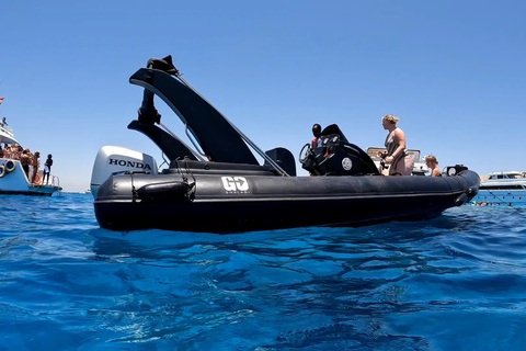 Hurghada: Tour di 3 isole con avvistamento di delfini e snorkelingMotoscafo privato di una giornata intera