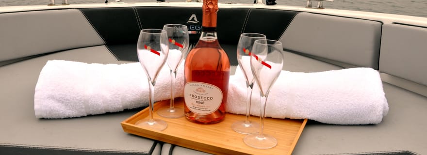 Pompéi : Croisière privée au coucher du soleil avec Prosecco et Limoncello