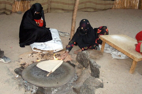 Wüstensonnenuntergang Quad-Safari, Abendessen, KamelrittTour mit Abholung von Hurghada, innerhalb der Stadt