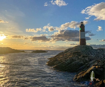 Ushuaia: National Park and Beagle Channel Tour with Train