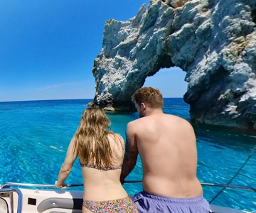 Skiathos: Private Lalaria Beach and Caves Speedboat Tour