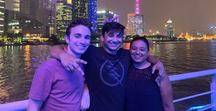 Shanghai: Night River Cruise Tour with Xinjiang Style Dining photo 5