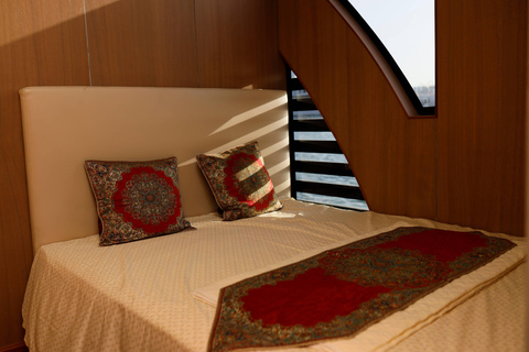 Doha: Sailing| Sea views| Private | 974 Cruises HouseboatsSail from Lusail Marina