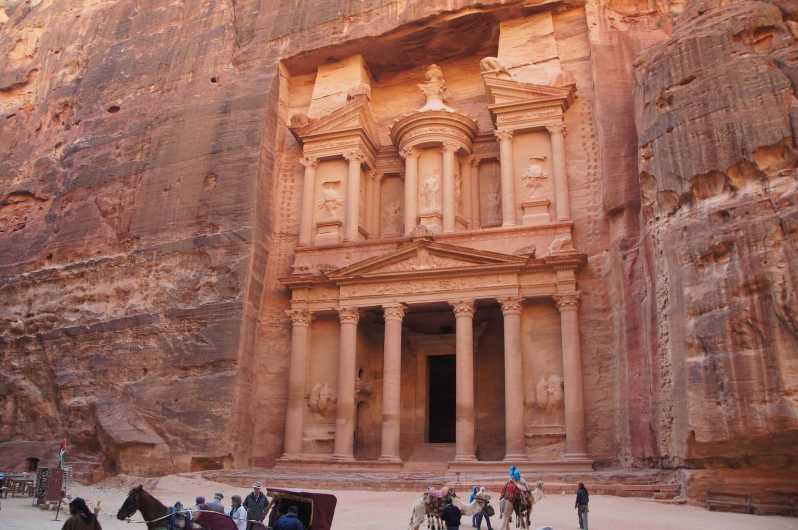 Da Eilat: gita guidata di un'intera giornata a Petra con pranzo