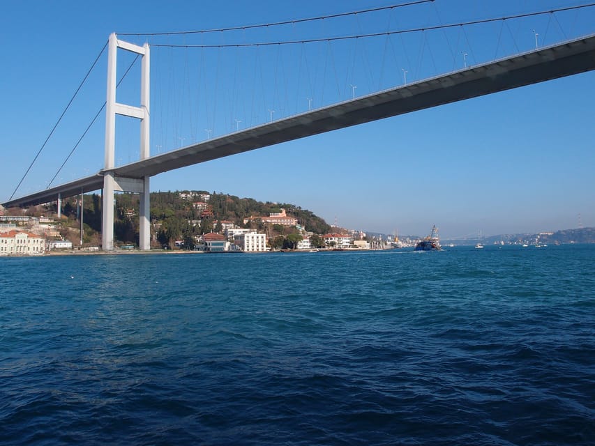 Istanbul Bosphorus Cruise With Smartphone Audio Guide Getyourguide