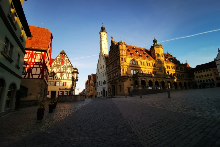 Rothenburg: Prywatna 1-godzinna nocna wycieczka stróżaWycieczka w języku angielskim