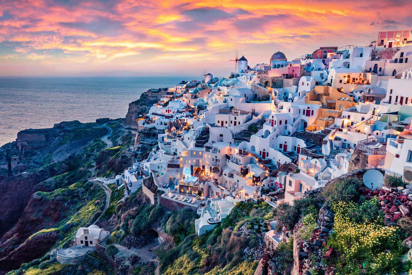 Santorini: Private Guided Sightseeing Day Tour - Semi-Private Guided Sightseeing Day Tour