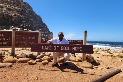Cape Town: Peninsula, Penguins & Cape of Good Hope Day Tour