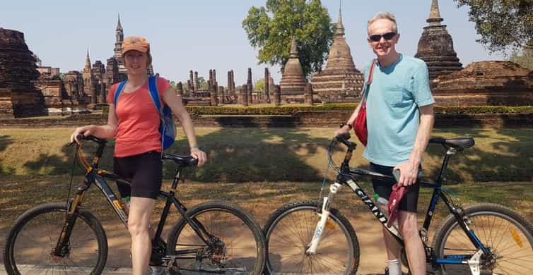 Sukhothai: Full-Day Historical Park Cycling Tour with Lunch