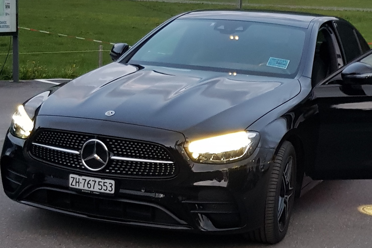 Zürich: Privater Flughafentransfer (Einweg)Unternehmensübertragung