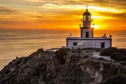 Santorini: privérondleiding met uitzicht op de zonsondergangSantorini: privérondleiding met uitzicht op de zonsondergang in Limosedan