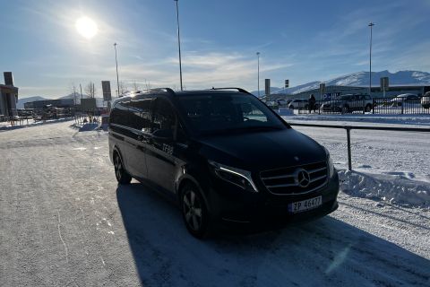 Tromsø: Hotel & Airbnb transfer from Airport or City