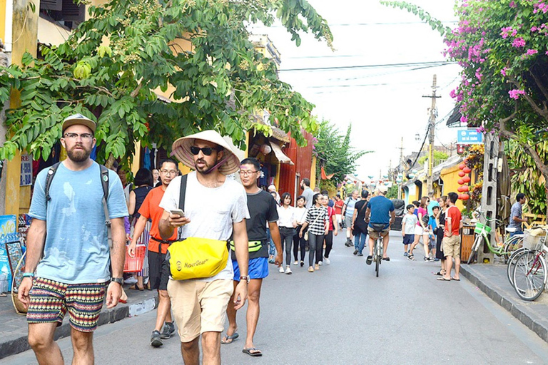 Da Nang/Hoi An: Market &amp; Old Town Private Tour with TransferPrivate Tour from Hoi An